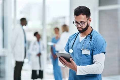 Doctors Using EMR in the Philippines .